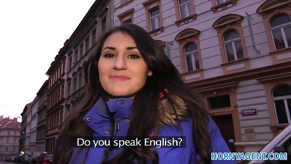 Русокоса со шилести гради се пробива анално на отворено